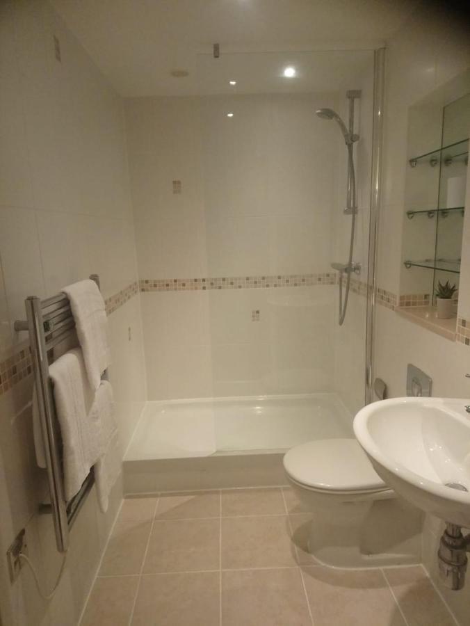 1 Bedroom Flat In Sheffield City Centre-Sleeps 4 Exterior photo
